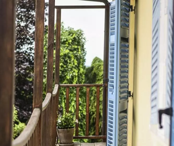 ホテル Cascina Ponchietta