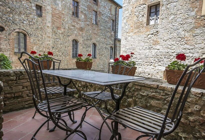 ホテル Castel Pietraio