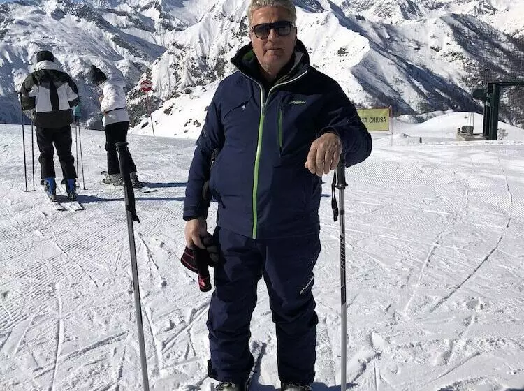 ホテル Domodossola