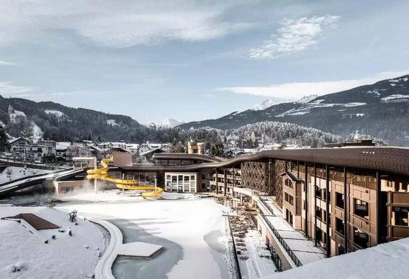 Отель Falkensteiner Family Resort Lido Superior