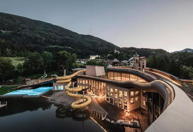 Отель Falkensteiner Family Resort Lido Superior