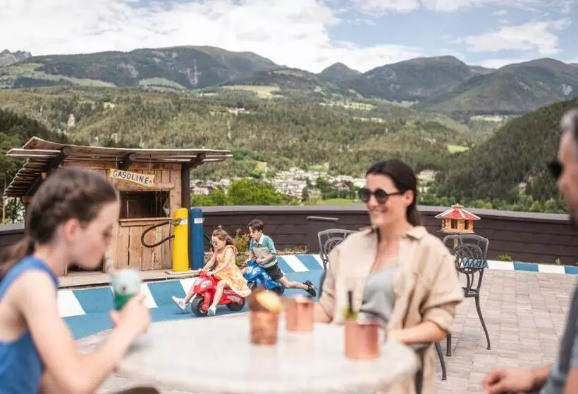 Отель Falkensteiner Family Resort Lido Superior