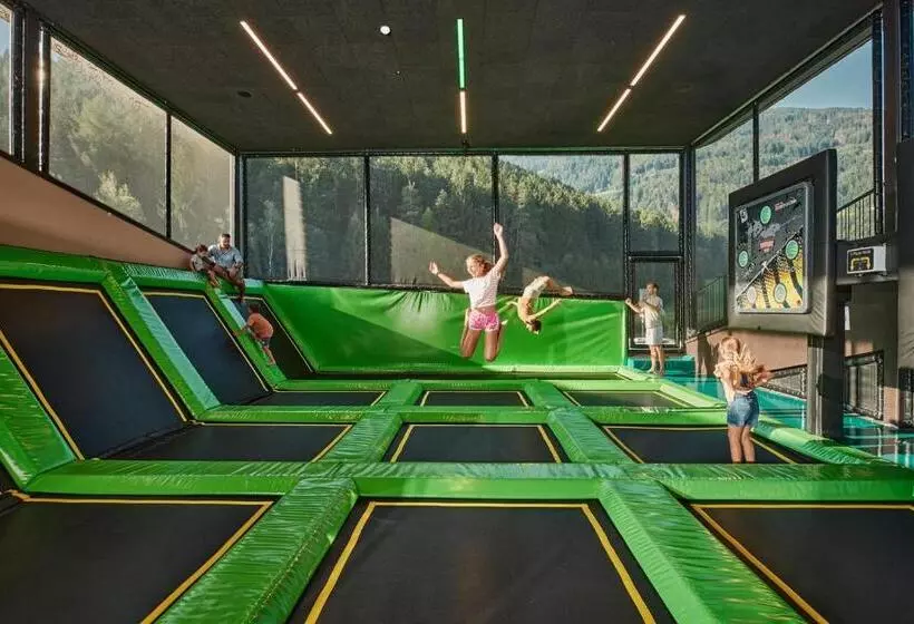 Отель Falkensteiner Family Resort Lido Superior