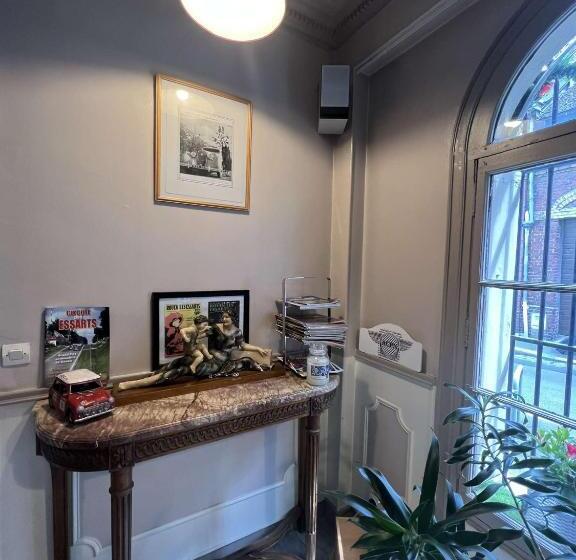 בית מלון כפרי Hôtel Céline   Hôtel De La Gare