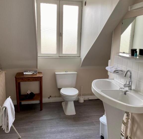 בית מלון כפרי Hôtel Céline   Hôtel De La Gare