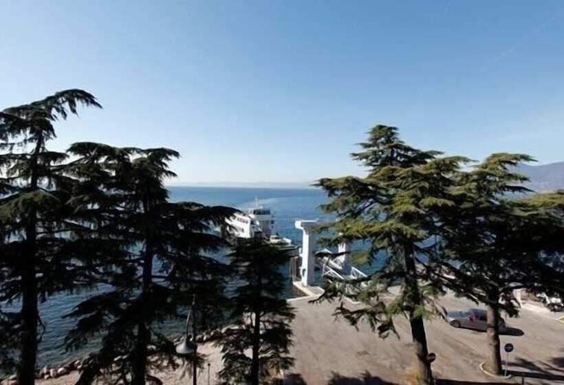 בית מלון כפרי Lido