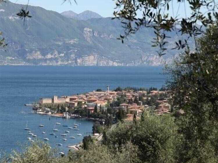 בית מלון כפרי Lido