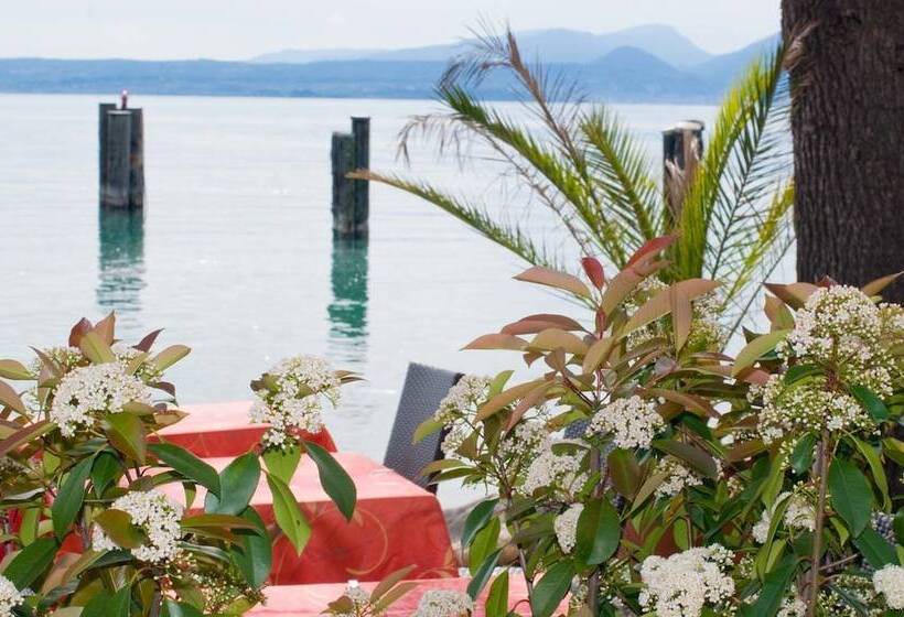 בית מלון כפרי Lido