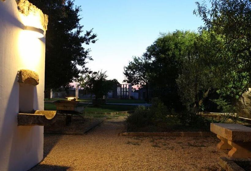 בית מלון כפרי Masseria Refrigerio