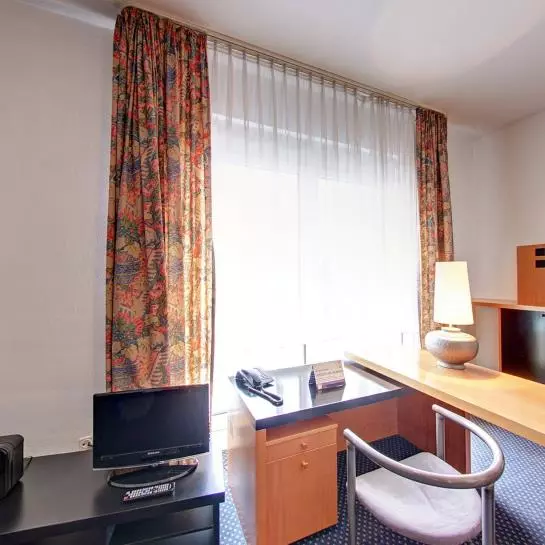 בית מלון כפרי Plaza Suites Rüsselsheim