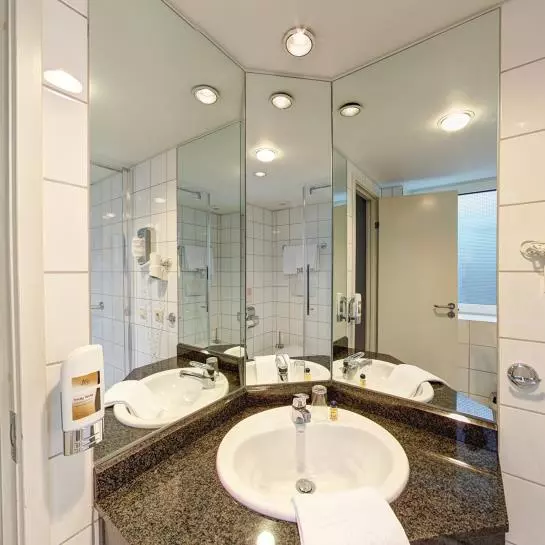 בית מלון כפרי Plaza Suites Rüsselsheim