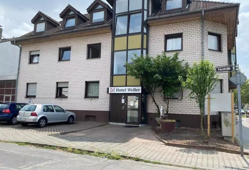 هتل Pension Weller