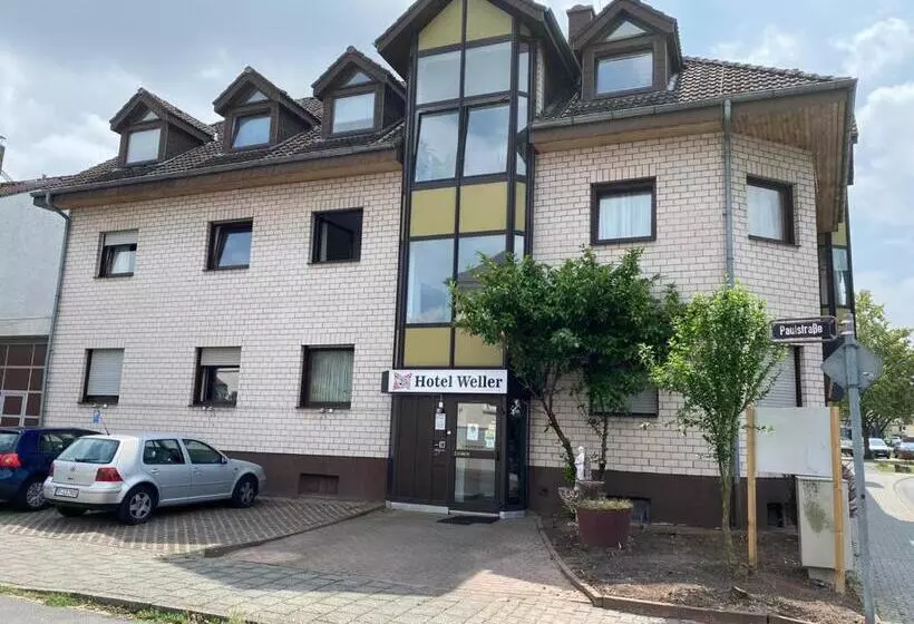 هتل Pension Weller