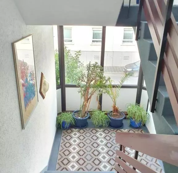 هتل Pension Weller