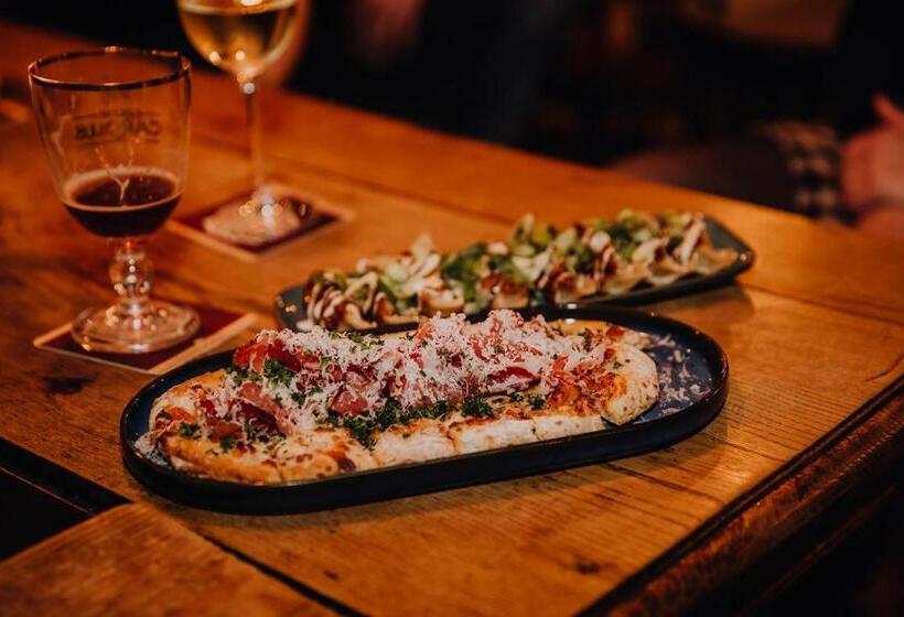 בית מלון כפרי Rose Red