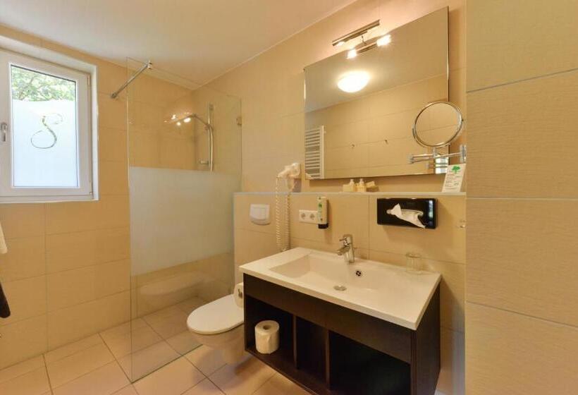 Hotel Schade S Wohlfühl