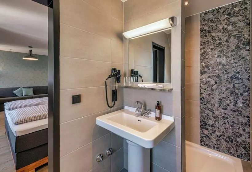 酒店 Starnberger See