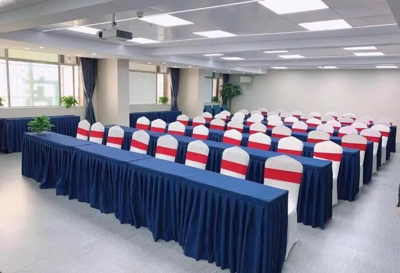 Starway Hotel Quanzhou Jingdu Dong Lake