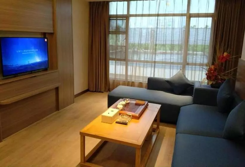 Starway Hotel Quanzhou Jingdu Dong Lake