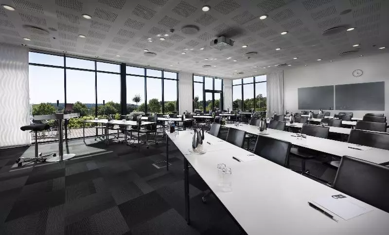 Trinity Hotel Og Konference