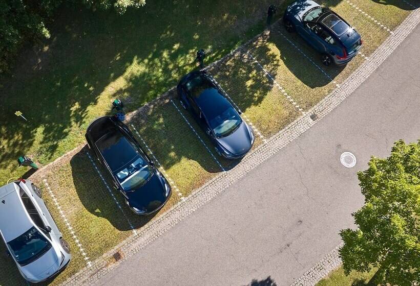 Trinity Hotel Og Konference