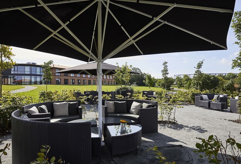 Trinity Hotel Og Konference