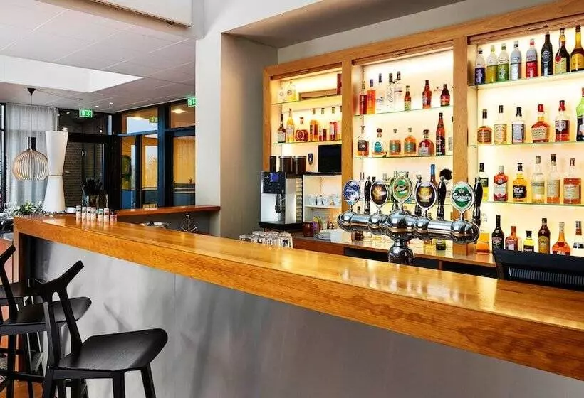 Trinity Hotel Og Konference