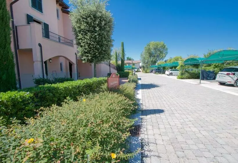 Резиденция Garda Resort Village