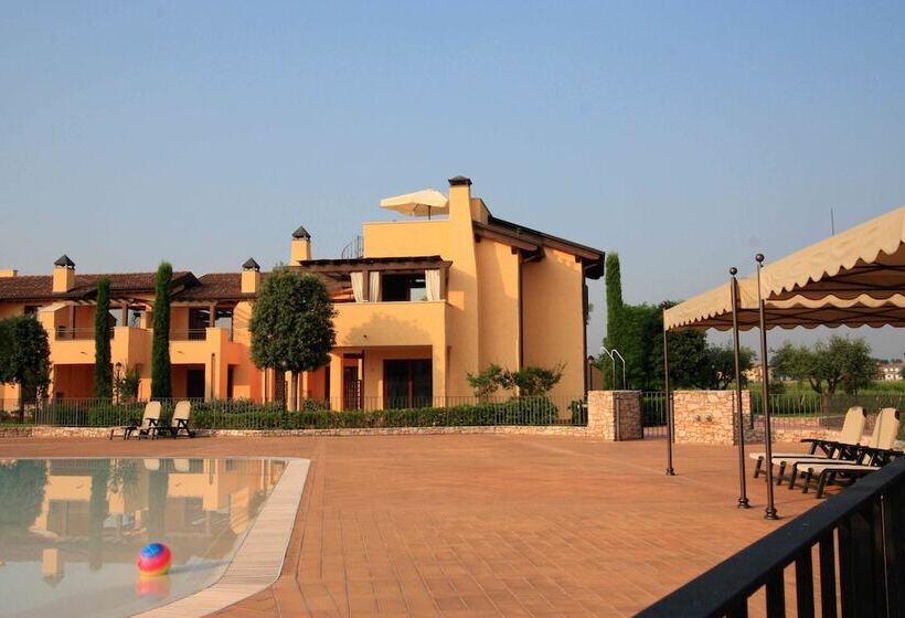 إقامة Garda Resort Village