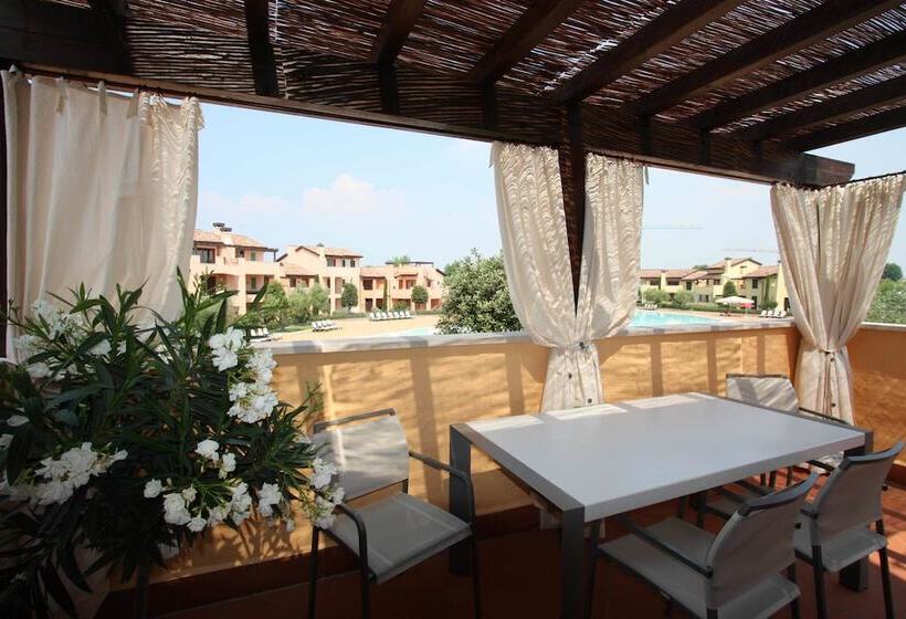 إقامة Garda Resort Village