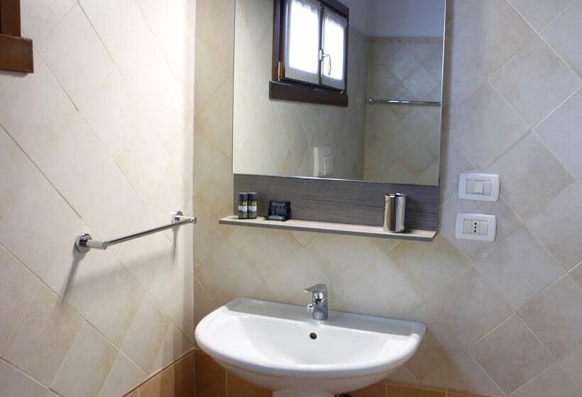 إقامة Garda Resort Village