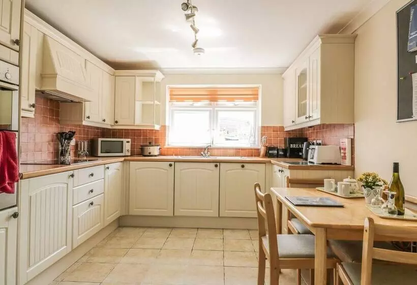 22 Trembel Road