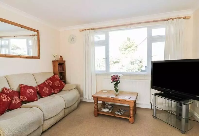 22 Trembel Road