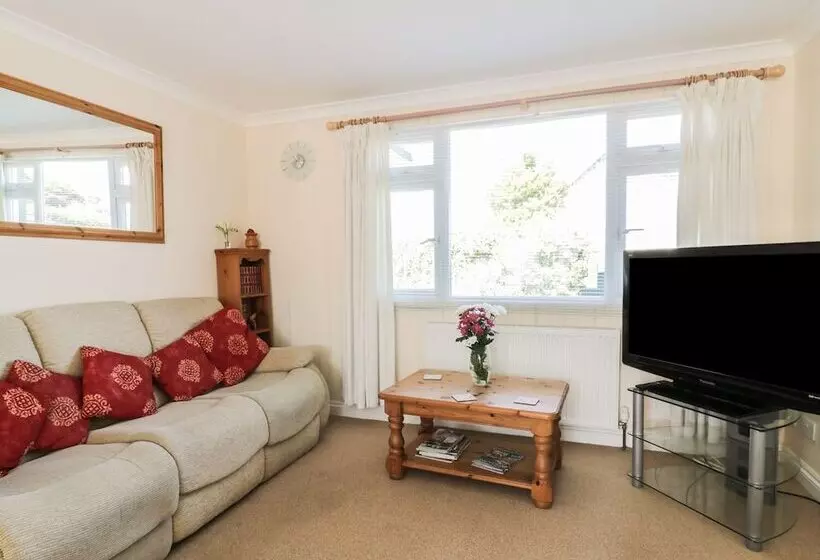 22 Trembel Road
