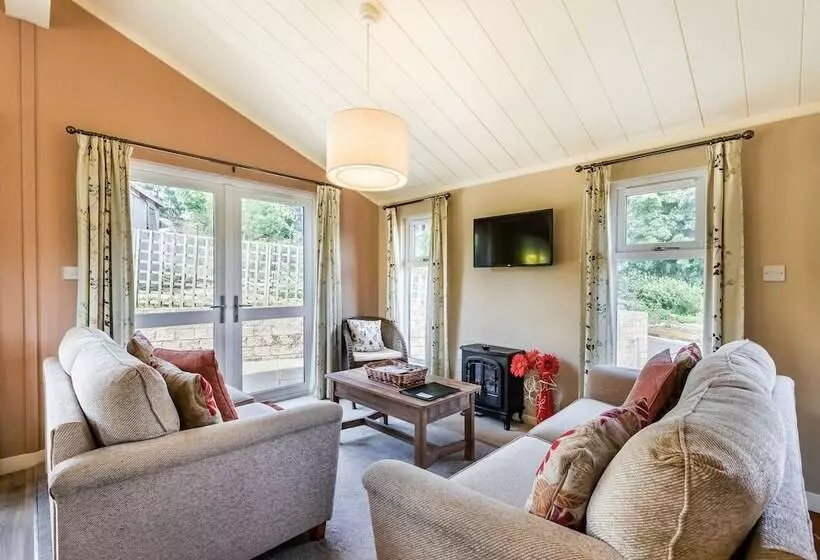 Poppy Lodge