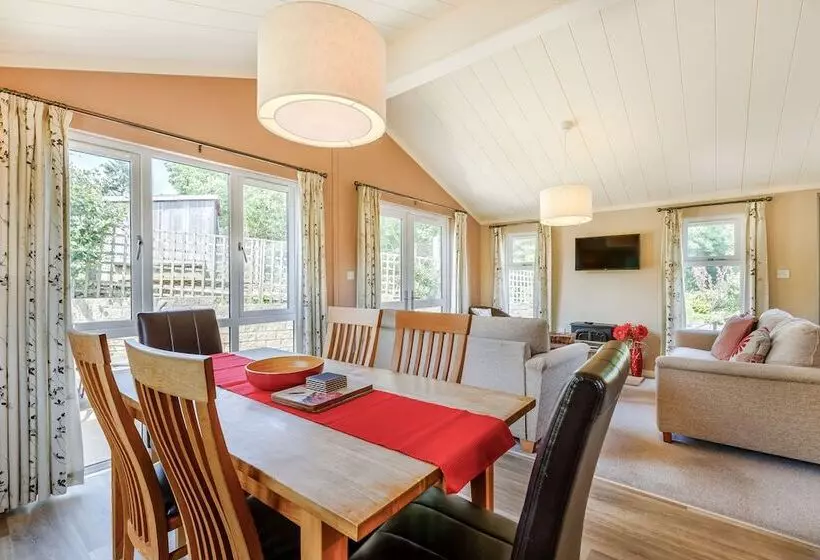 Poppy Lodge