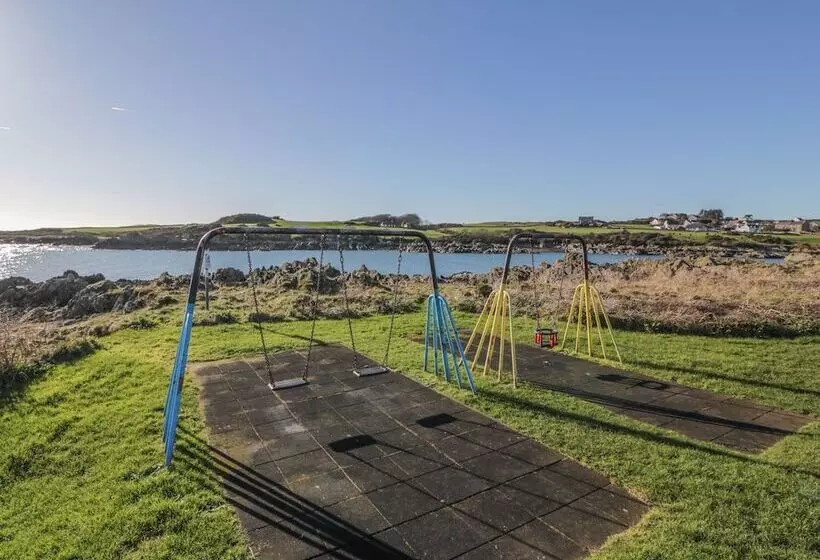 The Moorings