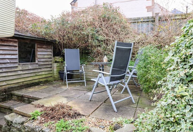 1 Blinkbonny Cottages