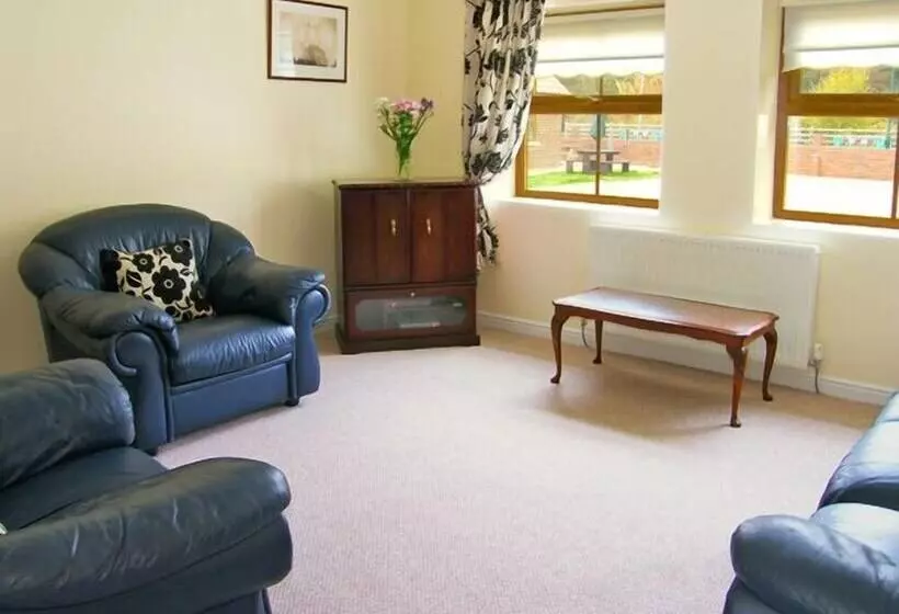 Drummer Cottage