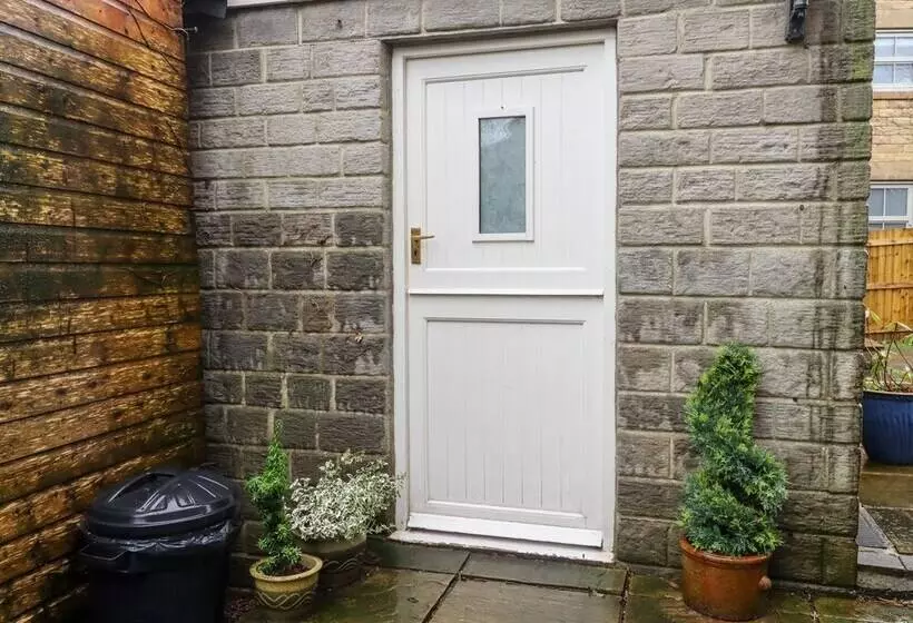 Lair Close Cottage