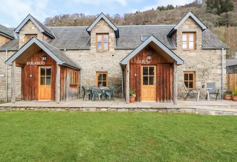 Larch Cottage