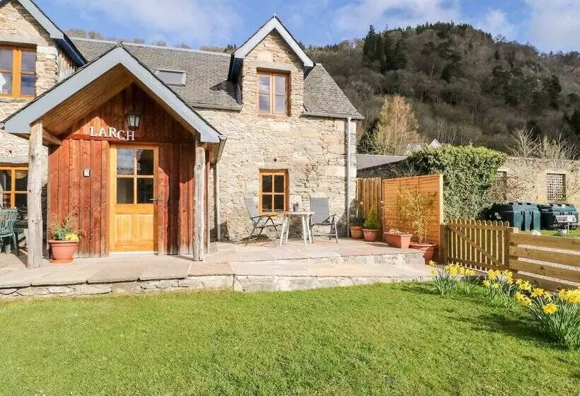 Larch Cottage
