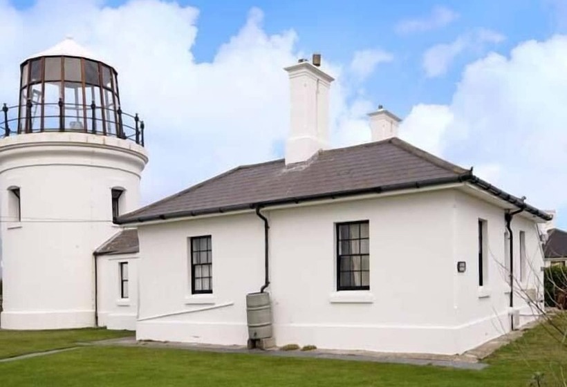 Old Higher Lighthouse Stopes Cottage
