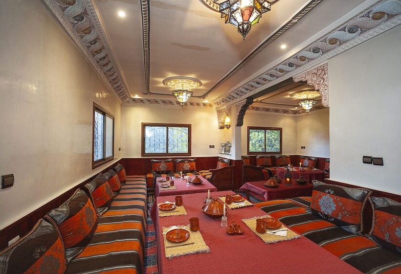 مبيت وإفطار Dar Adrar