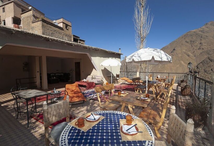 مبيت وإفطار Dar Adrar