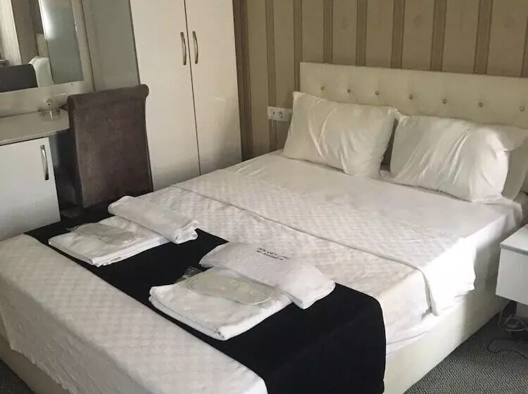 Demasus Otel