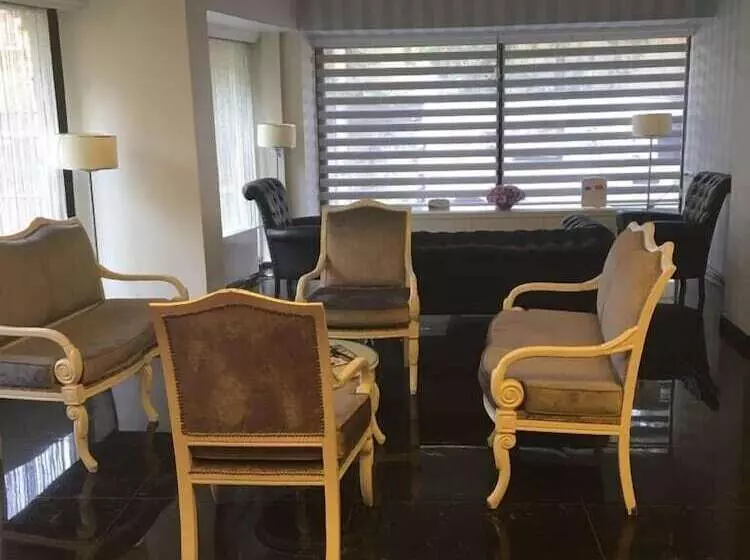 Demasus Otel
