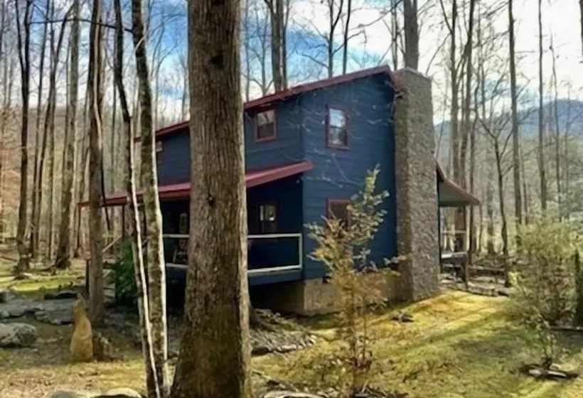 Elk Run On Cosby Creek   2 Bedrooms, 2 Baths, Sleeps 7 Cabin By Redawning