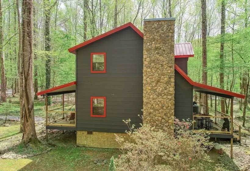 Elk Run On Cosby Creek   2 Bedrooms, 2 Baths, Sleeps 7 Cabin By Redawning