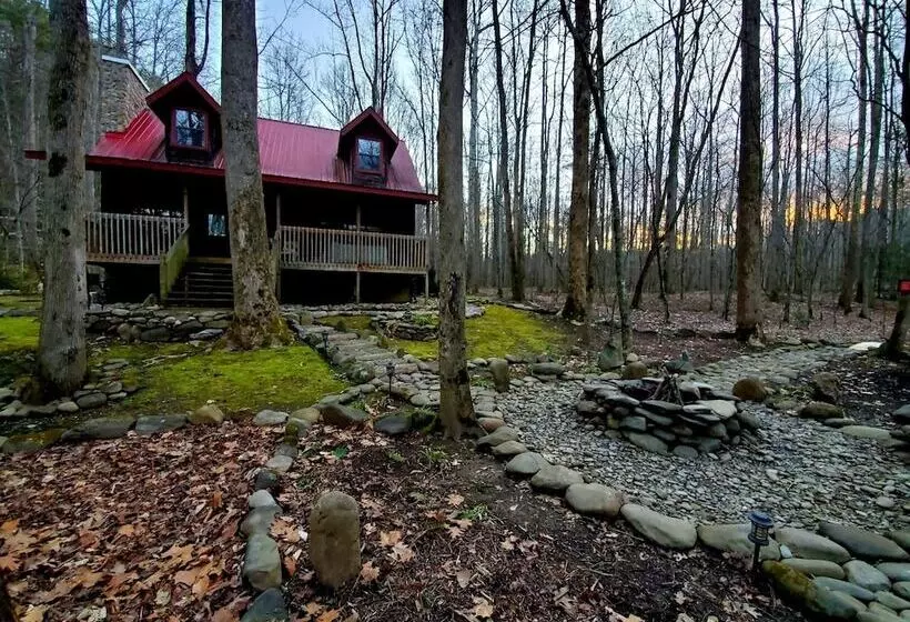 Elk Run On Cosby Creek   2 Bedrooms, 2 Baths, Sleeps 7 Cabin By Redawning